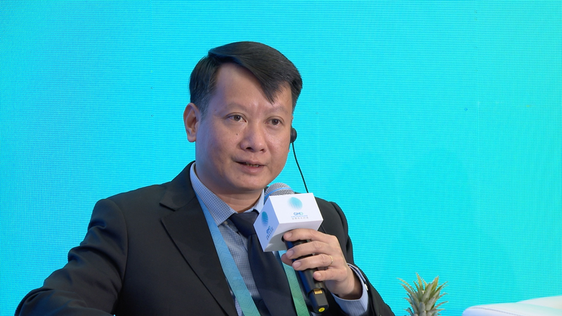 मोंग काई और डोंगसिंग: सरल सीमाएँ व्यापार और पर्यटन को बढ़ावा video poster