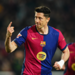 लेवानडोव्स्की पेनाल्टी से बार्सिलोना ने ला लीग में शीर्ष स्थान हासिल किया लेवानडोव्स्की पेनाल्टी से बार्सिलोना ने ला लीग में शीर्ष स्थान हासिल किया