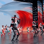 चीन का स्प्रिंग फेस्टिवल गाला: परंपरा और तकनीक का मंत्रमुग्ध कर देने वाला संयोजन