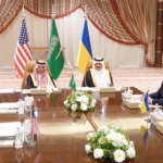 संयुक्त राज्य अमेरिका और यूक्रेन ने सऊदी अरब में उच्च-दांव वार्ता शुरू की संयुक्त राज्य अमेरिका और यूक्रेन ने सऊदी अरब में उच्च-दांव वार्ता शुरू की video poster