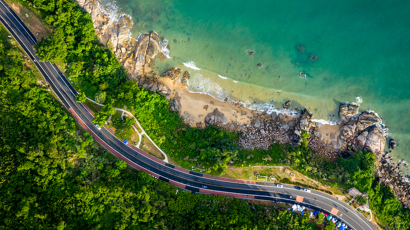 हेनान का गतिशील परिवर्तन: फ्री ट्रेड पोर्ट ने शुरू किए नए आरंभ