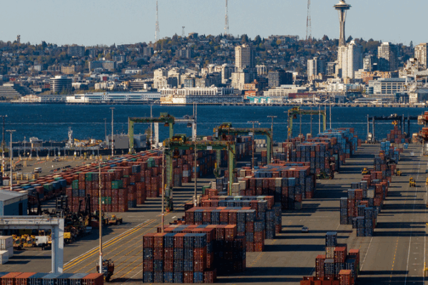 अमेरिकी पारस्परिक टैरिफ वैश्विक व्यापार को हिला रहे हैं और एशिया की भूमिका को बढ़ावा दे रहे हैं