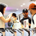 चीनी मुख्य भूमि पर तत्काल कर वापसी उपभोक्ता उछाल को उत्प्रेरित करती है चीनी मुख्य भूमि पर तत्काल कर वापसी उपभोक्ता उछाल को उत्प्रेरित करती है video poster