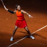 ओलंपिक चैंपियन झेंग किनवेन टफ बैटल में मैड्रिड ओपन से बाहर ओलंपिक चैंपियन झेंग किनवेन टफ बैटल में मैड्रिड ओपन से बाहर