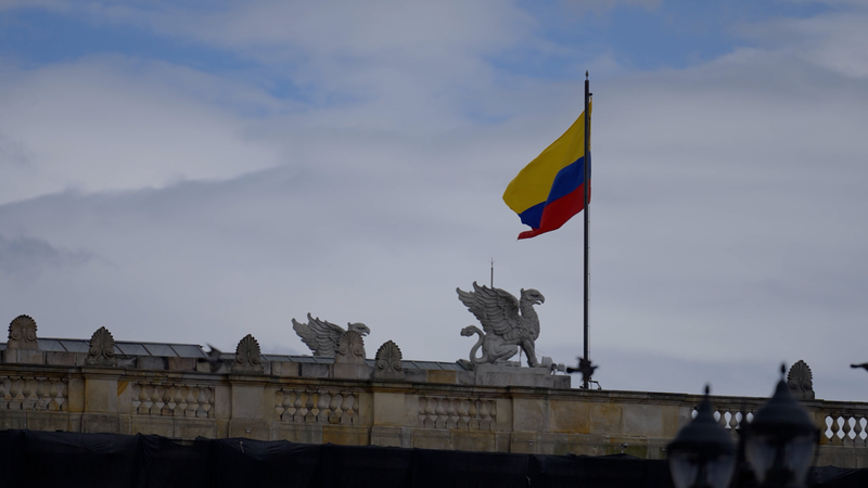 वैश्विक जनसांख्यिकी बदलावों के बीच कोलंबिया की बाल-मुक्त प्रवृत्ति video poster