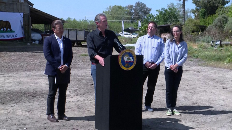 कैलिफ़ोर्निया की कानूनी लड़ाई: वैश्विक व्यापार में शुल्क की जांच video poster