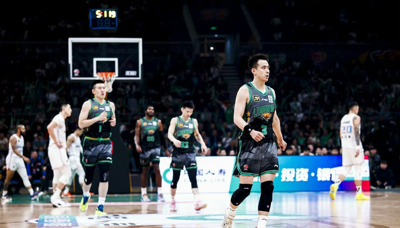 CBA प्लेऑफ़ इग्नाइट: चीनी बास्केटबॉल का नया अध्याय CBA प्लेऑफ़ इग्नाइट: चीनी बास्केटबॉल का नया अध्याय video poster