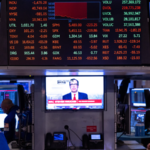 अमेरिकी शेयर बाजार में गिरावट टैरिफ के परिणामस्वरूप: वैश्विक बाजार तैयार अमेरिकी शेयर बाजार में गिरावट टैरिफ के परिणामस्वरूप: वैश्विक बाजार तैयार