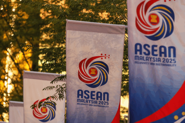 त्रिकोणीय संबंध: ASEAN, GCC और चीनी मुख्यभूमि ने नए आर्थिक मार्ग की स्थापना की त्रिकोणीय संबंध: ASEAN, GCC और चीनी मुख्यभूमि ने नए आर्थिक मार्ग की स्थापना की