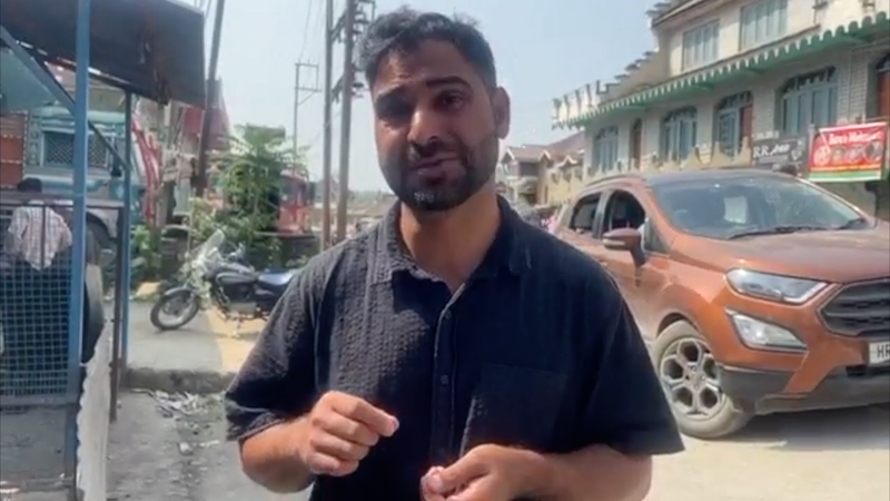 भारत-पाकिस्तान के तनाव के बीच सीमा झड़पें बढ़ीं भारत-पाकिस्तान के तनाव के बीच सीमा झड़पें बढ़ीं video poster