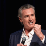 ट्रेड तनाव के बीच कैलिफोर्निया ने चीनी मुख्य भूमि के प्रति खोला खुला हाथ ट्रेड तनाव के बीच कैलिफोर्निया ने चीनी मुख्य भूमि के प्रति खोला खुला हाथ