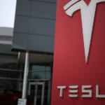 टेस्ला बोर्ड स्टॉक और निवेशक चिंताओं के बीच नए सीईओ की तलाश कर रहा है टेस्ला बोर्ड स्टॉक और निवेशक चिंताओं के बीच नए सीईओ की तलाश कर रहा है