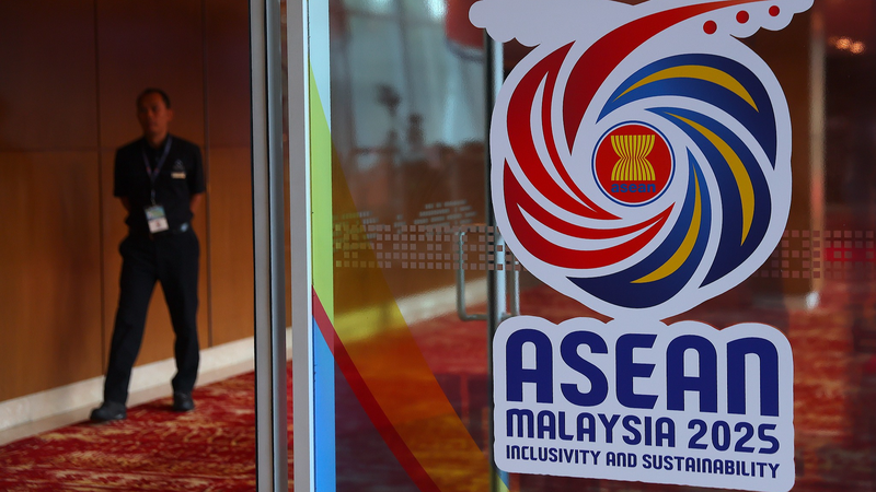 चीनी प्रीमियर बहुपक्षीय व्यापार प्रणाली का समर्थन करते हैं