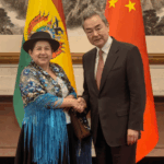 चीन के वांग यी ने बीजिंग में बोलिविया के एफएम से मुलाकात की: वैश्विक संबंधों को मजबूत करना चीन के वांग यी ने बीजिंग में बोलिविया के एफएम से मुलाकात की: वैश्विक संबंधों को मजबूत करना