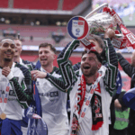 वॉटसन की स्टॉपेज-टाइम स्ट्राइक ने सुंदरलैंड को प्रीमियर लीग में पहुंचाया