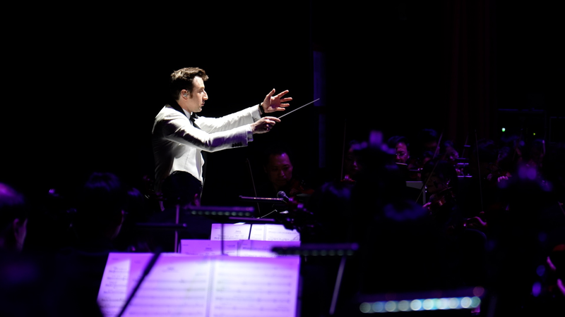 ला ला लैंड कॉन्सर्ट शंघाई प्रीमियर में मंत्रमुग्ध करता है video poster