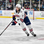 वांग हाओक्सी 33वें कुल NHL ड्राफ्ट पिक के रूप में इतिहास बनाते हैं वांग हाओक्सी 33वें कुल NHL ड्राफ्ट पिक के रूप में इतिहास बनाते हैं