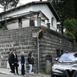 ईरानी अधिकारी ने अमेरिका को रचनात्मक परमाणु वार्ता अपनाने का आग्रह किया ईरानी अधिकारी ने अमेरिका को रचनात्मक परमाणु वार्ता अपनाने का आग्रह किया