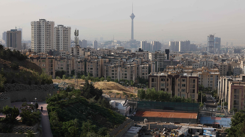 ईरान ने हमलों के बीच इज़राइल को कड़ी प्रतिक्रिया की चेतावनी दी