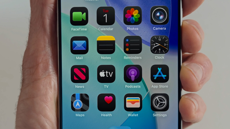 एप्पल ने AI और सॉफ्टवेयर ब्रेकथ्रू के साथ iOS 26 का अनावरण किया एप्पल ने AI और सॉफ्टवेयर ब्रेकथ्रू के साथ iOS 26 का अनावरण किया video poster