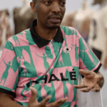 थुला सिंडी सांस्कृतिक परंपराओं को जोड़ते हैं: फैशन में चीन-अफ्रीका समन्वय थुला सिंडी सांस्कृतिक परंपराओं को जोड़ते हैं: फैशन में चीन-अफ्रीका समन्वय video poster