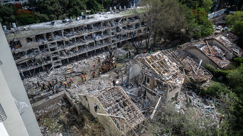 इजराइल-ईरान वृद्धि और इसका एशिया पर वैश्विक प्रभाव video poster