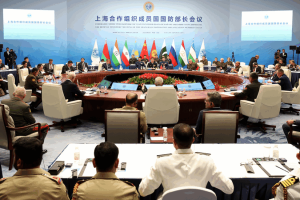 क़िंगदाओ में एससीओ रक्षा बैठक क्षेत्रीय स्थिरता को मजबूती देती है