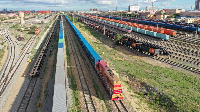 एरेनहॉट पोर्ट ने 2000 चीन-यूरोप मालगाड़ी ट्रेनों की उपलब्धि प्राप्त की एरेनहॉट पोर्ट ने 2000 चीन-यूरोप मालगाड़ी ट्रेनों की उपलब्धि प्राप्त की