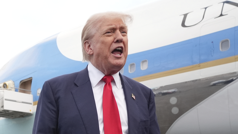 ट्रम्प ने एपस्टीन फाइल्स पर जानकारी प्राप्त करने की बात से इनकार किया