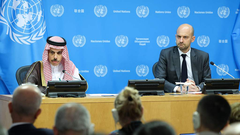 वर्तमान नेताओं के लिए सेनफायर और दो-राज्य शांति योजना का आह्वान