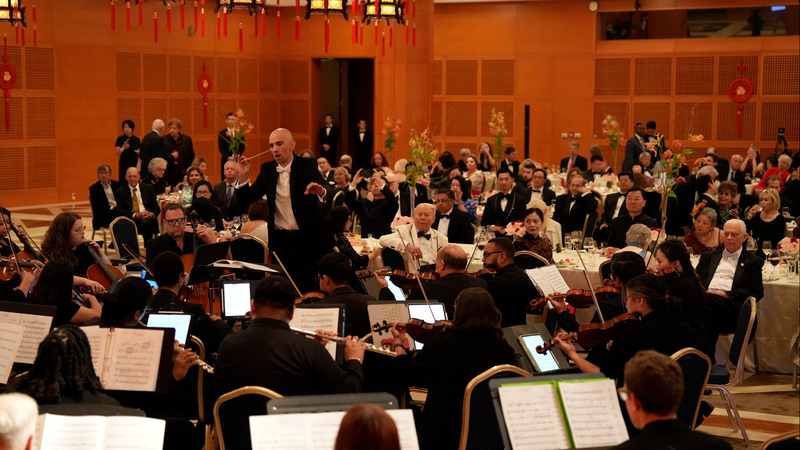 राजदूत शिये फेंग ने शांति के लिए पुल के रूप में संगीत की भूमिका पर प्रकाश डाला