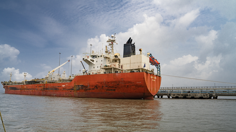 अमेरिका ने भारतीय निर्यात पर 50% शुल्क लगाया: एशिया में प्रभाव