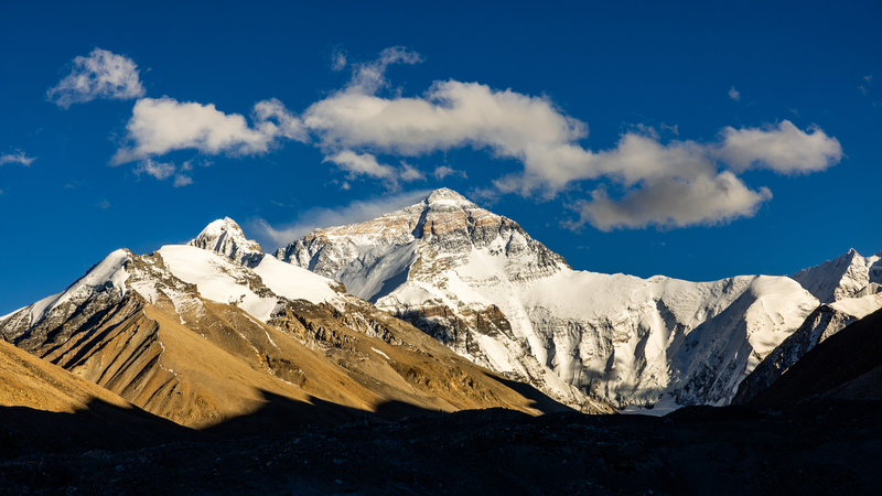 माउंट क्यूमोलांग्मा से लाइव: दुनिया की सबसे ऊँची चोटी का अनुभव करें माउंट क्यूमोलांग्मा से लाइव: दुनिया की सबसे ऊँची चोटी का अनुभव करें video poster