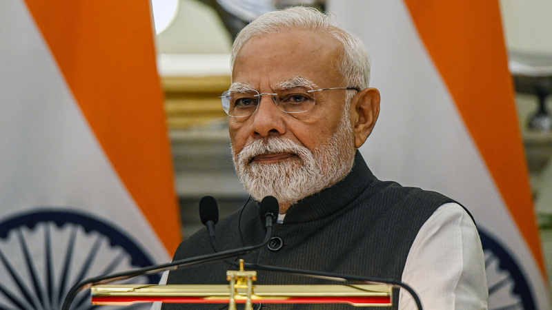 मोदी ने अमेरिकी 50% शुल्क वृद्धि के बीच किसानों के लिए अडिग समर्थन का वादा किया मोदी ने अमेरिकी 50% शुल्क वृद्धि के बीच किसानों के लिए अडिग समर्थन का वादा किया