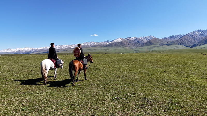 ग्रामीण शिनजियांग में आधुनिकीकरण झूठे आरोपों से अधिक जोर से बोलता है video poster