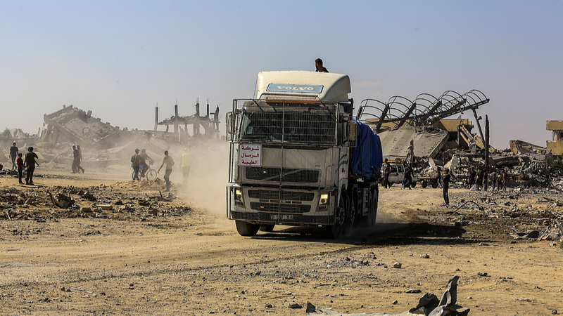 ट्रम्प ने गाज़ा युद्धविराम के आगे बढ़ने पर हमास को चेतावनी दी