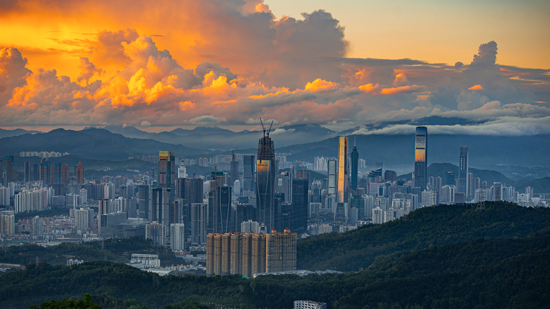 शेन्ज़ेन मैराथन और वुटोंग माउंटेन पर सीनिक एस्केप शेन्ज़ेन मैराथन और वुटोंग माउंटेन पर सीनिक एस्केप video poster