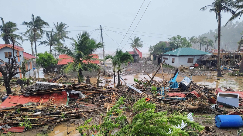 सुपर टाइफून फंग-वोंग ने ऑरोरा, फिलीपींस में लैंडफॉल किया