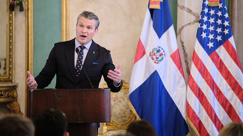 लैटिन अमेरिका ने चेताया युद्ध का, अमेरिका ने कैरेबियाई सैन्य उपस्थिति को बढ़ाया