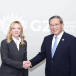 ली क्वियांग ने जी20 शिखर सम्मेलन में इटली के साथ द्विपथीय खोलने का वादा किया ली क्वियांग ने जी20 शिखर सम्मेलन में इटली के साथ द्विपथीय खोलने का वादा किया