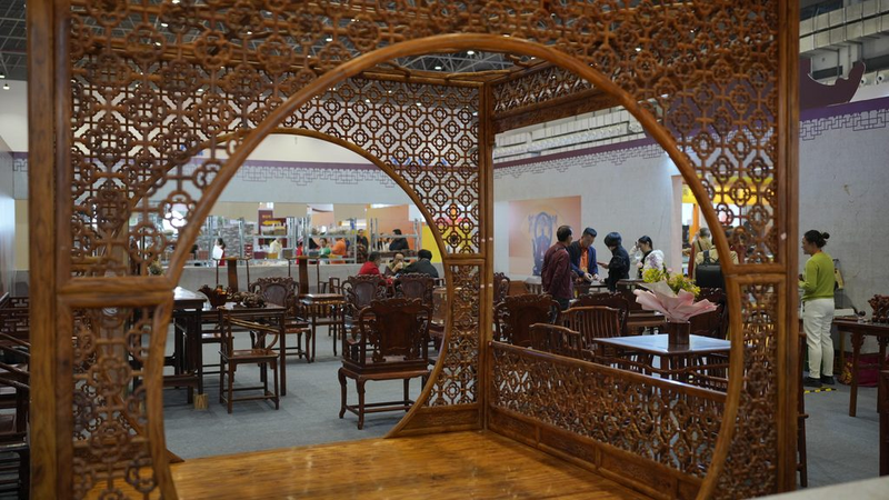 हाइनान ने 2री अंतरराष्ट्रीय अगरवुड और हुआंगहुआली व्यापार मेला आयोजित किया