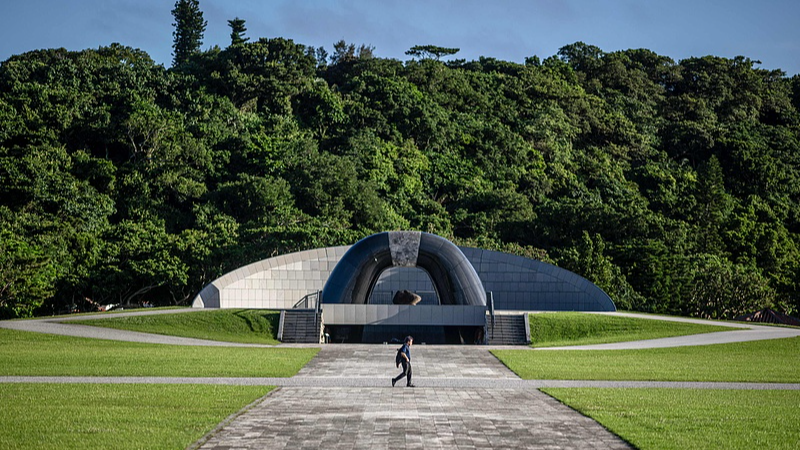 र्युकीओ की अनिश्चित स्थिति: इतिहास, संप्रभुता, और आज का दांव र्युकीओ की अनिश्चित स्थिति: इतिहास, संप्रभुता, और आज का दांव