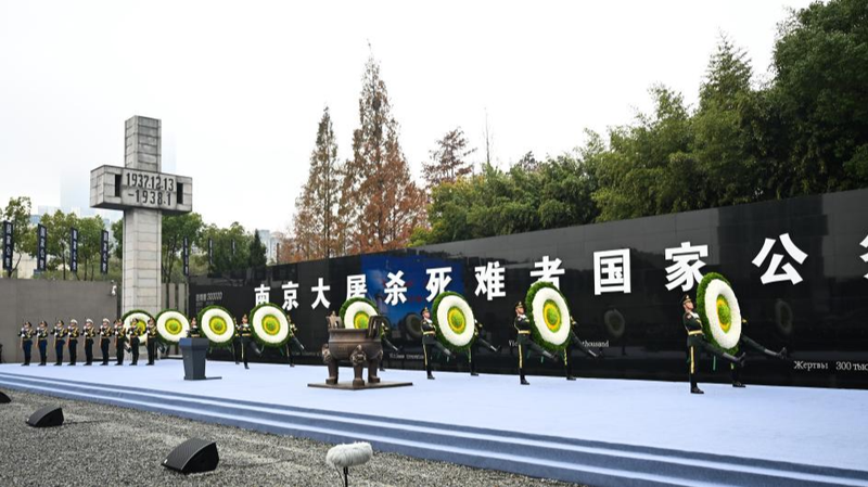 यूनिट 731 अत्याचारों के जापान के पुनर्लेखन का अनावरण