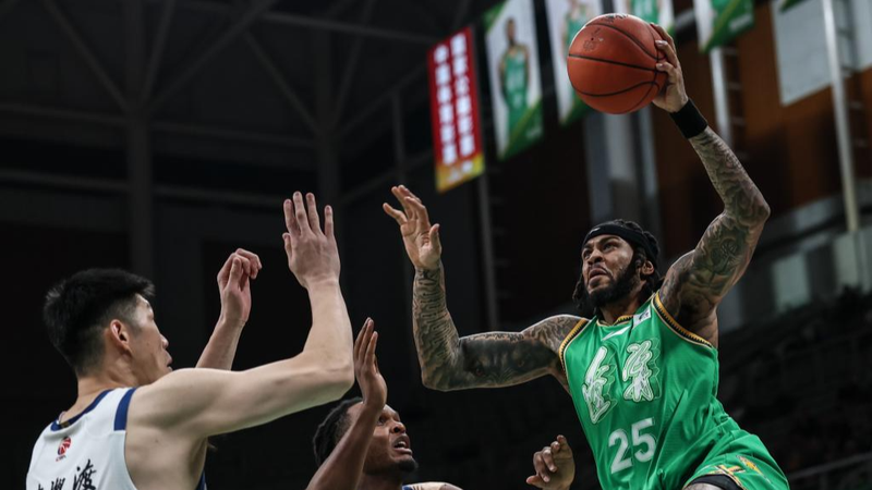 लियाओनिंग फ्लाइंग लेपर्ड्स ने गुआंगशा लायंस को 95-79 से रौंदा