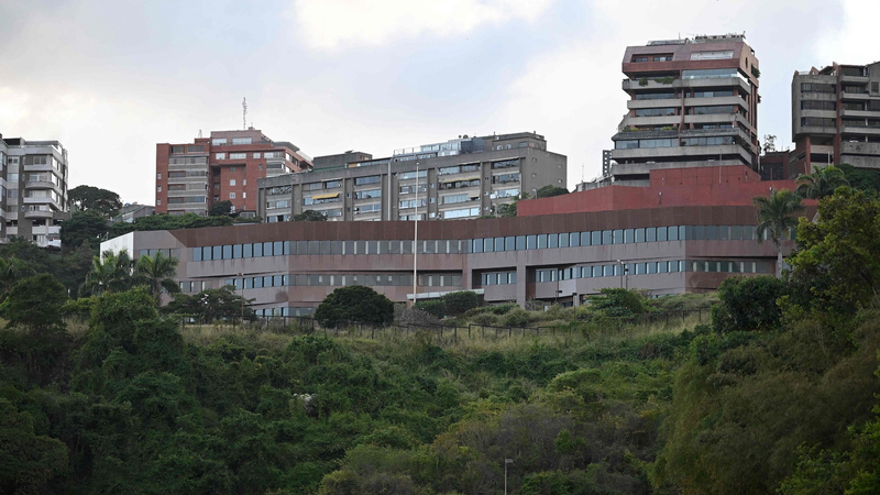 यूएस ने पांचवें वेनेज़ुएलन टैंकर को जब्त किया क्योंकि खोजपूर्ण वार्ता शुरू