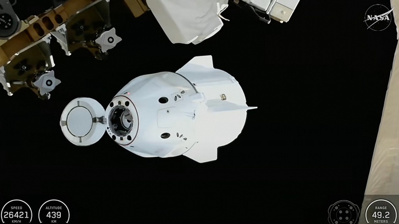 आईएसएस ने पहली चिकित्सा निकासी की: चार अंतरिक्ष यात्री जल्दी लौटे