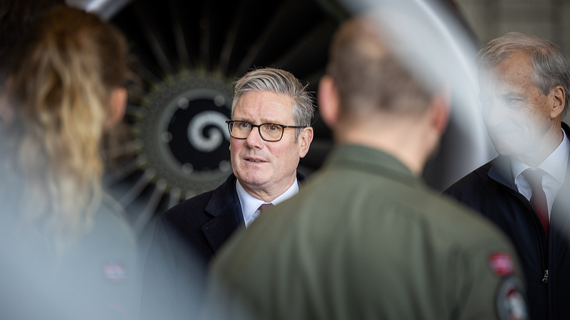 यूके, फ्रांसीसी जेट्स ने सीरिया में संदिग्ध आईएस हथियार भंडार पर हमला किया