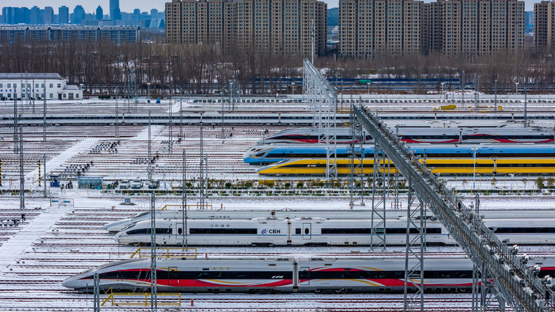 शी ने चीन के चमत्कार में नए अध्याय की शुरुआत के लिए आह्वान किया video poster