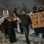 चीनी वाणिज्य दूतावास ने मिनेसोटा में नागरिकों को सुरक्षित रहने की अपील की