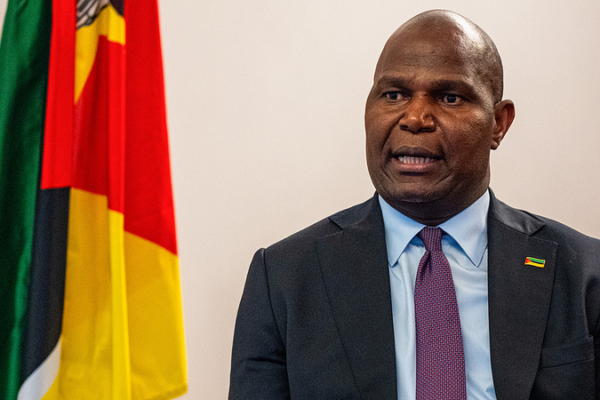 मोजाम्बिक राष्ट्रपति ने डावोस यात्रा रद्द की क्योंकि गंभीर बाढ़ बढ़ी